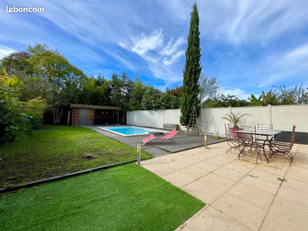 Maison 7 pièces 168 m² · à Mérignac · 168 m² · 749 265 €