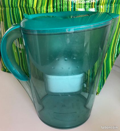 Carafe à eau Brita en verre 2.5 L Bleu clair