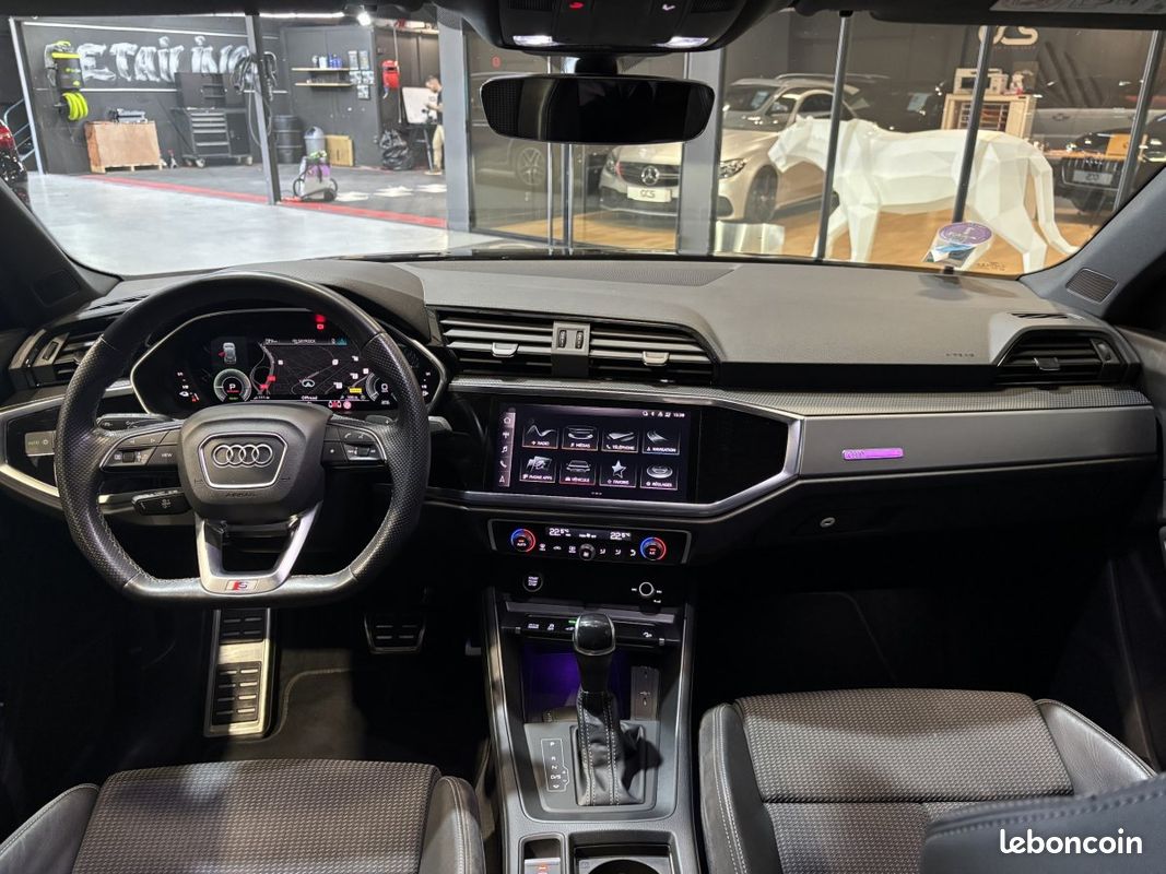 Audi Q3 45 TFSI E 245 S LINE STRONIC (image 9)