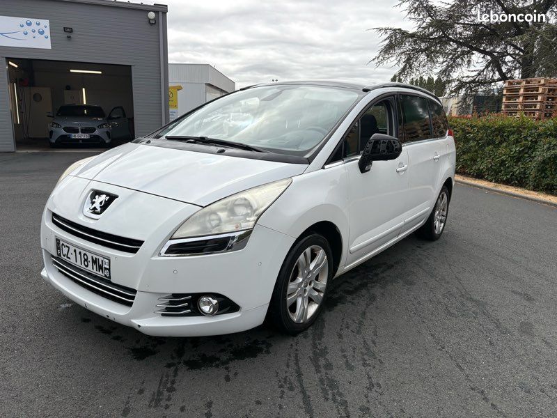 Peugeot 5008 1.6 hdi 112 cv 7 place (image 1)