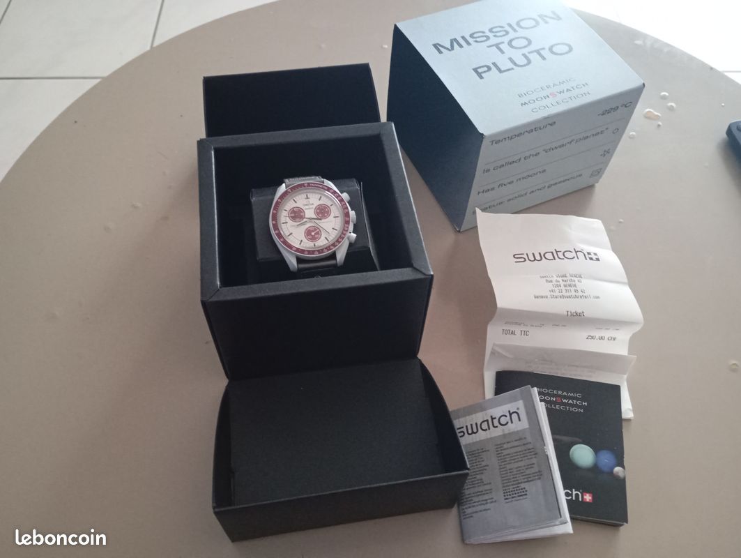Montre Moon Swatch pluto (image 1)