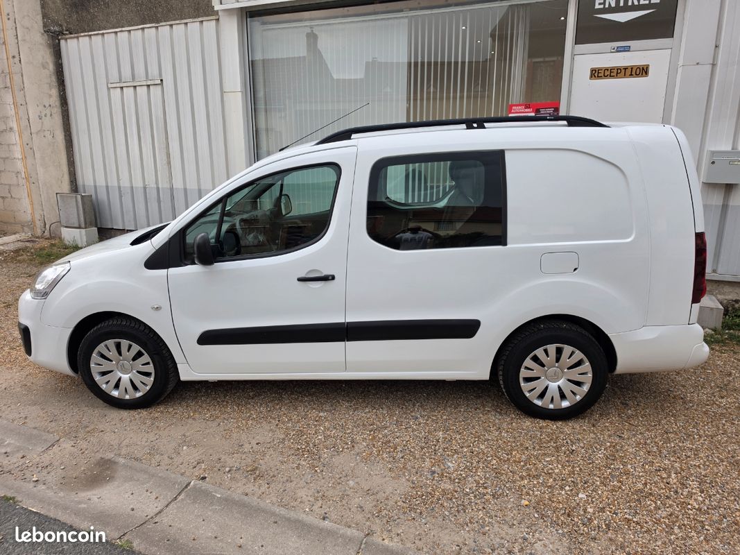 Citroën Berlingo Cabine Approfondie 5 places 1.6 Hdi 100 ch 31000 km année 02/2018 (image 9)