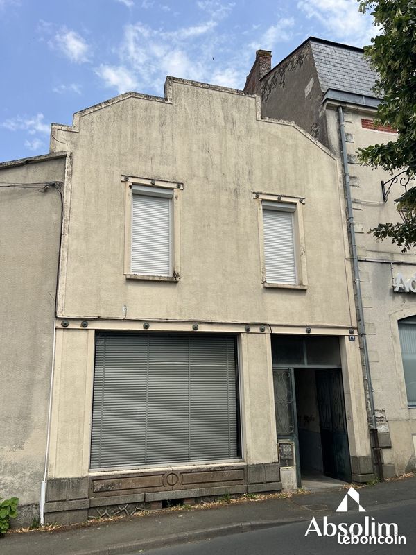 Immeuble 150 m² · à Chemillé-en-Anjou · 150 m² · 288 750 €