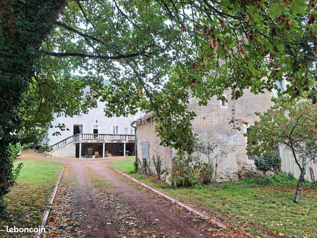 Maison 5 pièces 128 m² · à Mareil-sur-Loir · 128 m² · 153 000 €