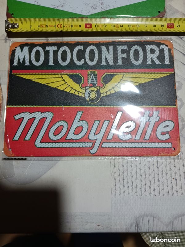 Plaque métal décoration garage mobylette motobecane pantin 20x20 cm neuve - Collection
