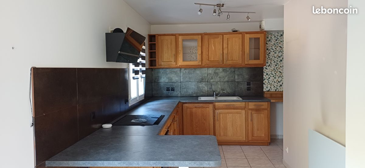 Maison 5 pièces 92 m² · à Saint-Pierre-lès-Nemours · 92 m² · 228 000 €
