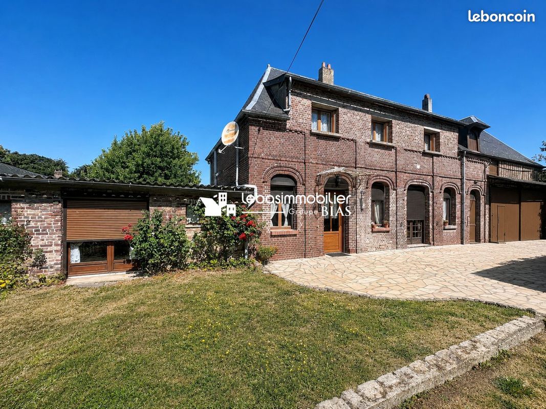 Maison 7 pièces 140 m² · à Doudeville · 140 m² · 190 000 €