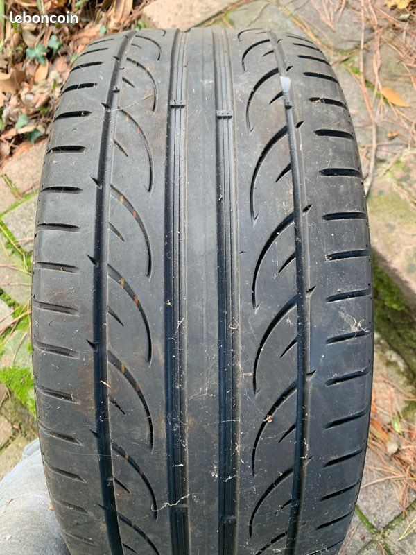1 pneu Hankook 245/45 R18 100Y (image 1)