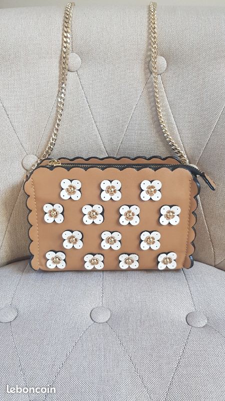 Zara sac bandoulière camel à fleurs et chaînette dorée