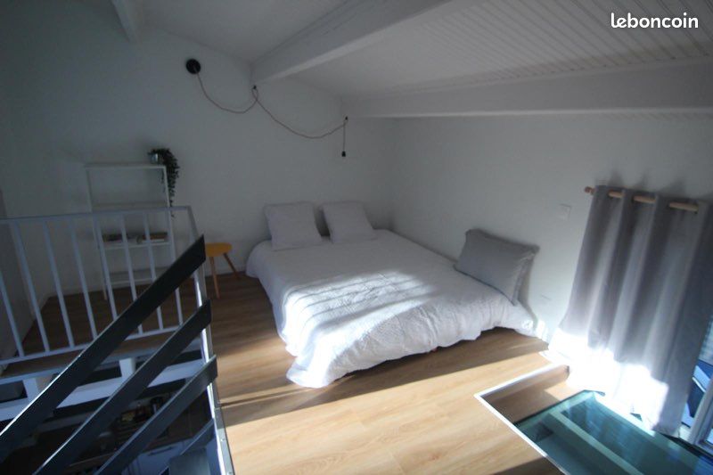 Duplex T2 proche plage avec terrasse & parking ✌️ (image 1)