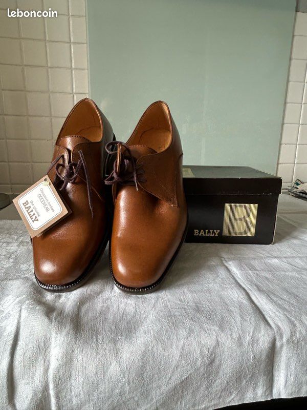 Chaussures à enfiler Bally Herald T 00 cuir et nylon 600 $ pointure US