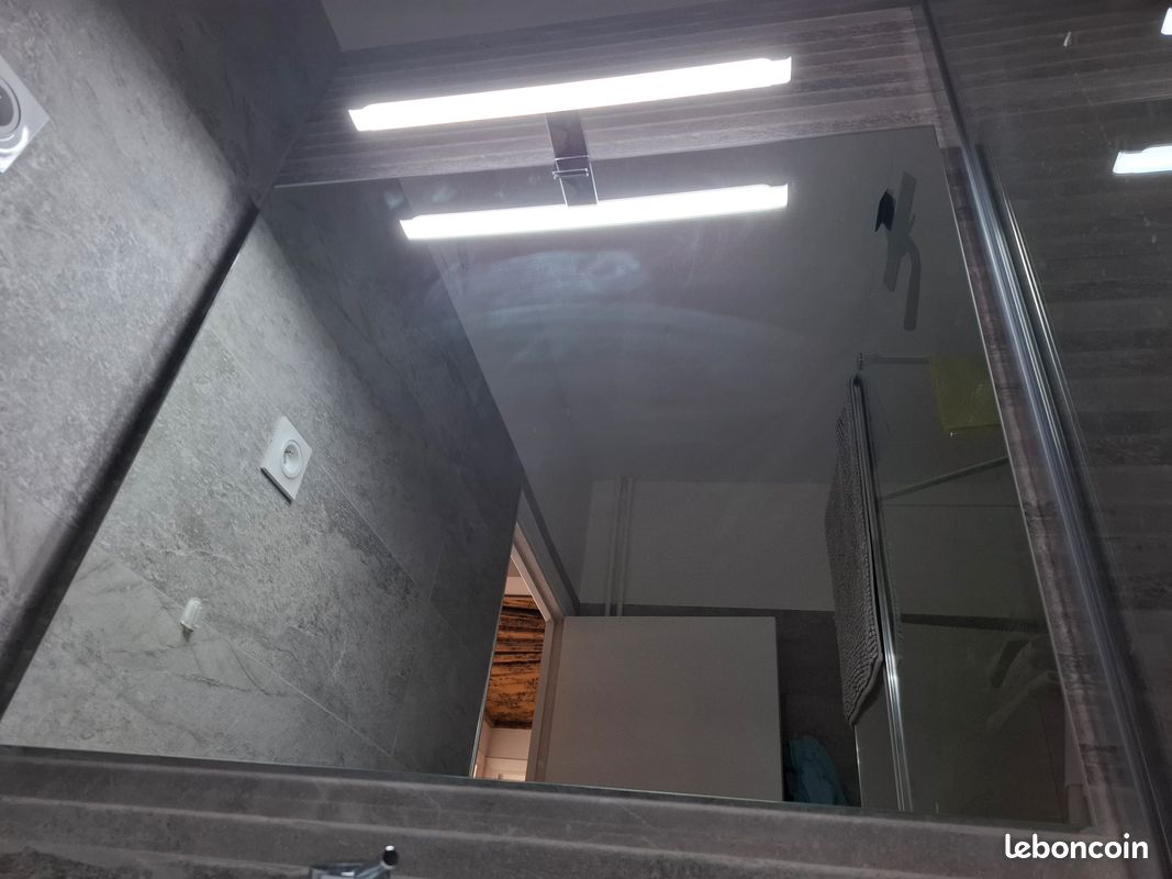 Miroir salle de bain et éclairage Led neuf 80x70 (image 2)