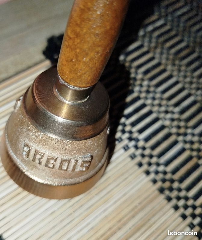 Cloche/clochette de table (image 2)