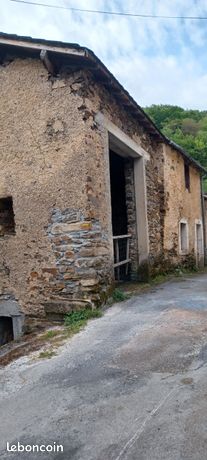 Vend de maison de village mitoyenne
