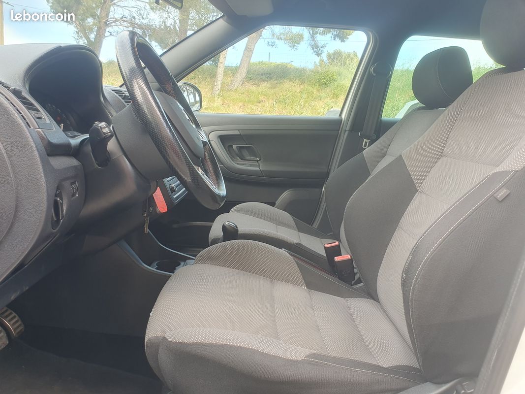 Skoda fabia monte carlo 2013 1.6l tdi 5cv 90ch (image 8)