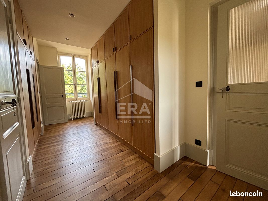 Maison a louer olivet - 7 pièce(s) - 199 m2 - Surfyn