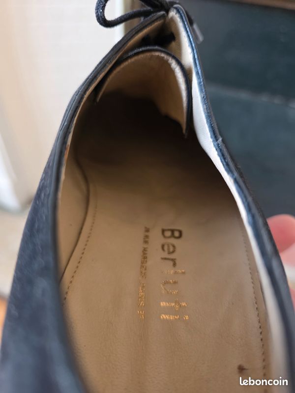 Derby Berluti En Cuir Suédé Noir - Taille 40 EU (6.5 US), Occasion, Fabrication Suède