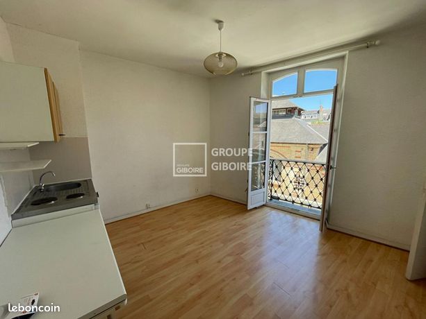 Studio 1 pièce 16 m² — 1