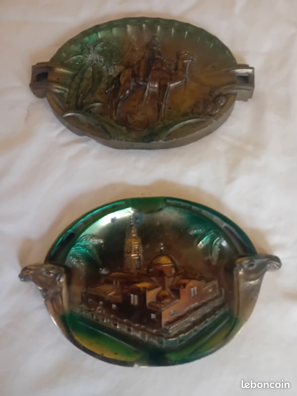 Cendrier oriental en bronze (image 1)