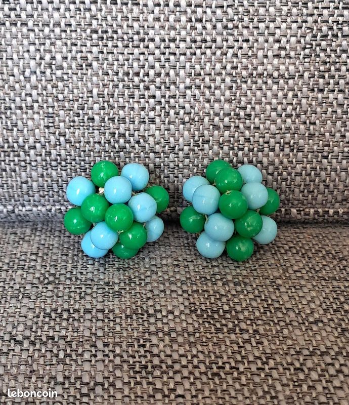 Boucles D'oreilles Clips Vintage - Forme Bouton Bombé Vert Marbré - Ref 5316 - Bon état