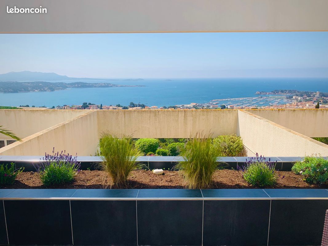 T2 meublé 42m² - vue mer panoramique- Résidence Les Katikias (image 3)