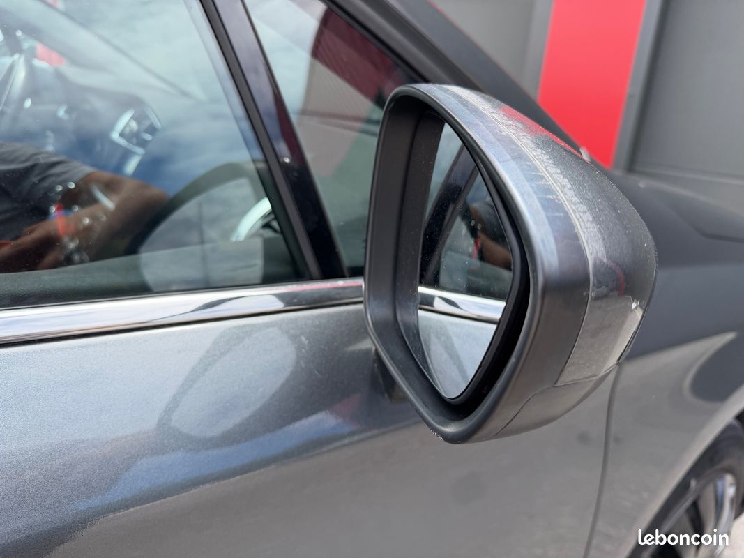CITROEN C4 C4 HDi 90 Confort (image 28)