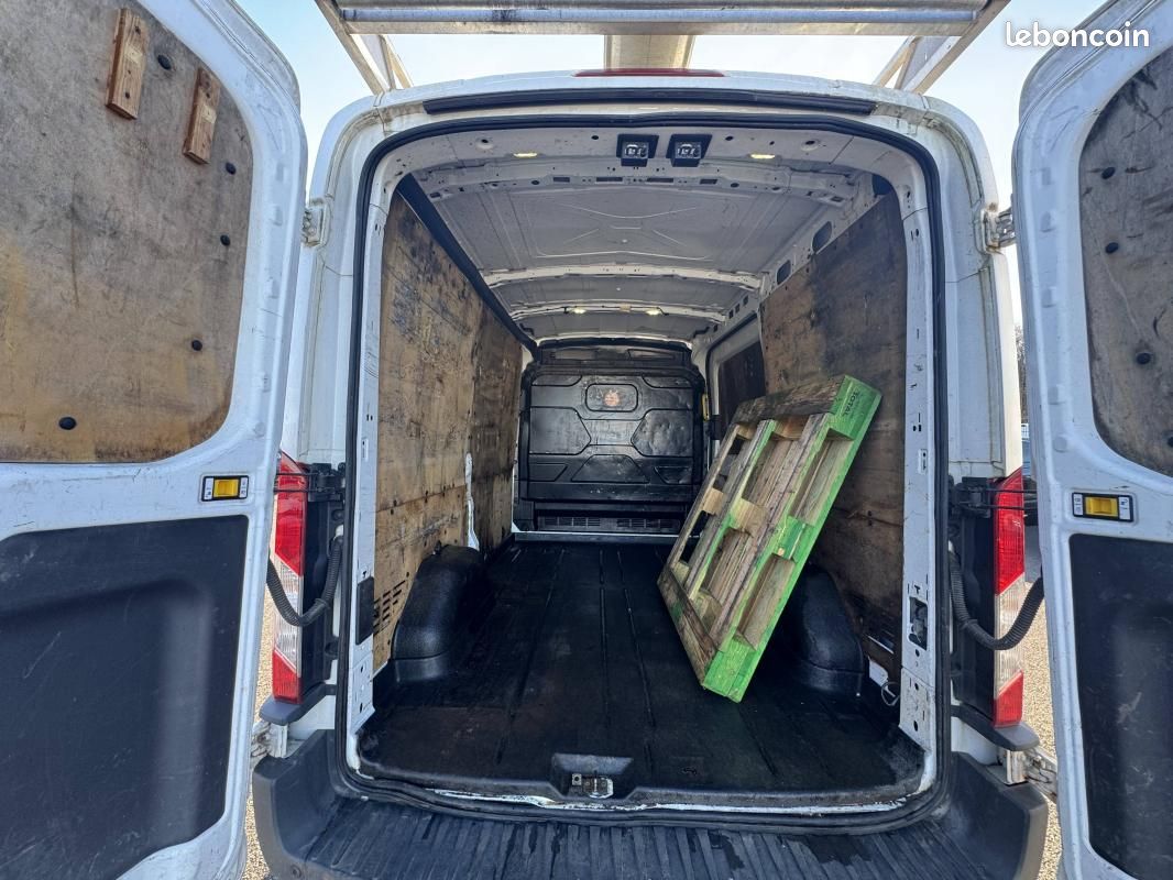 Ford Transit 2.2 TDCI 155CH L2 H2 (image 5)