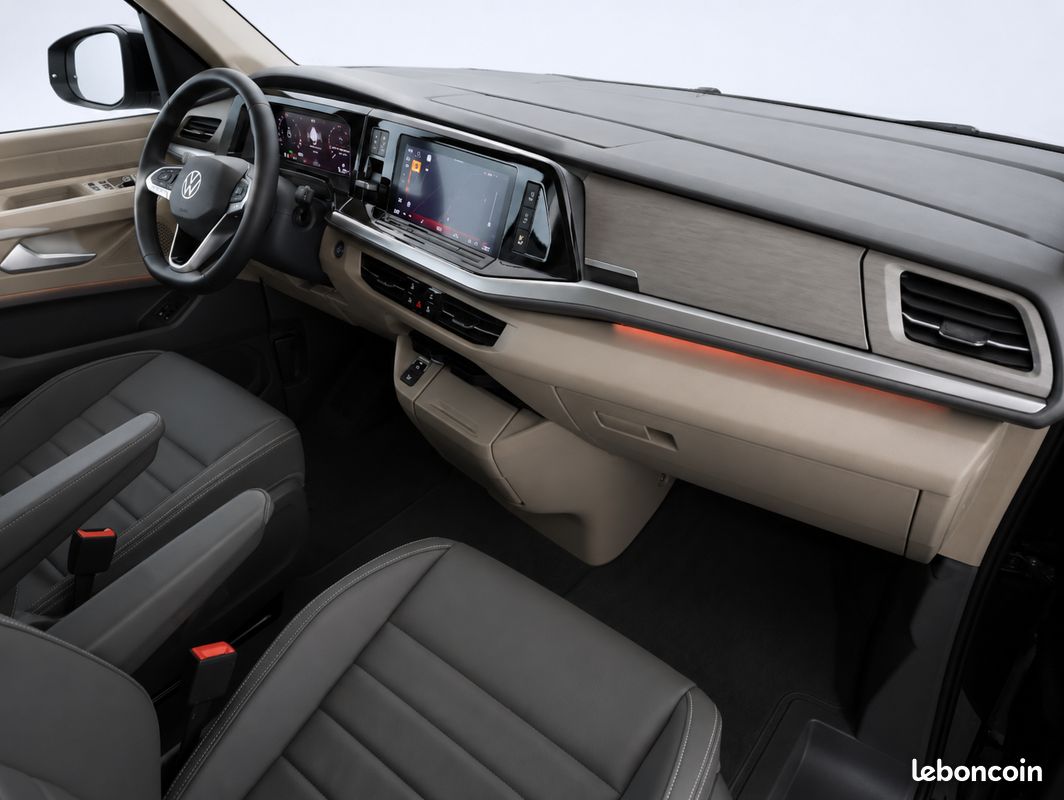 VOLKSWAGEN T7 MULTIVAN STYLE LONG 4MOTION eHYBRID • 4MOTION • DCC • HUD • HARMAN/KARDON (image 4)