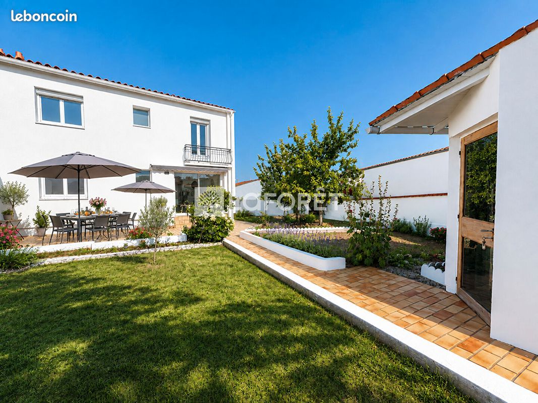 Maison 6 pièces 102 m² · à Meschers-sur-Gironde · 102 m² · 395 000 €