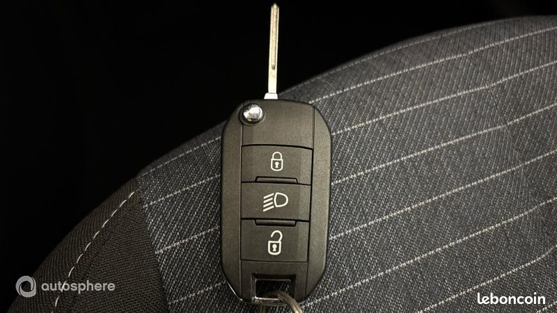 Peugeot 208 1.2 PureTech 75ch S&S Like (image 16)
