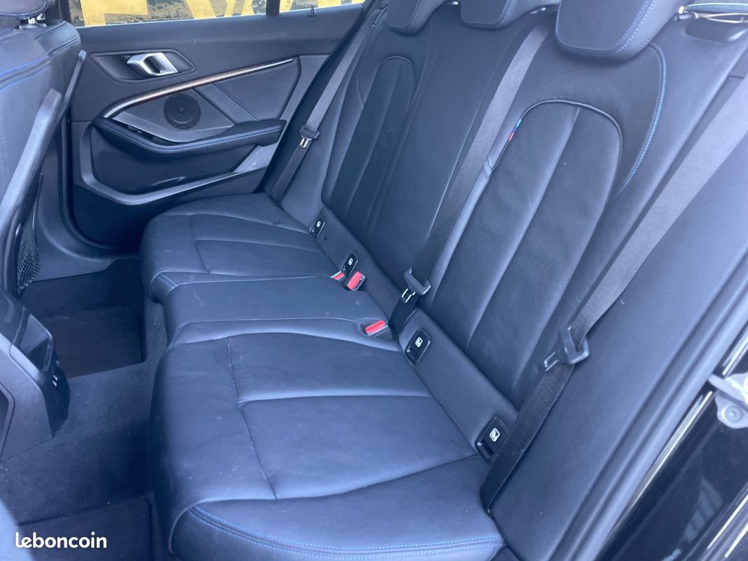 BMW SERIE 1 1.5 118I (F40) 136CH M SPORT TOIT OUVRANT CARPLAY SUIVI BMw (image 14)