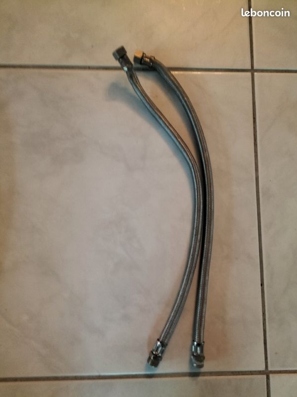Flexible armé de raccordement sanitaire (image 2)