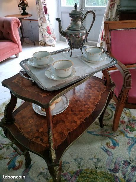 Guéridon table à thé, console, desserte,en marqueterie style Louis XV (image 1)