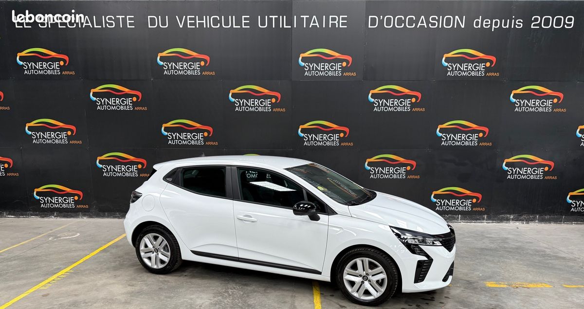 Clio societe 1.5 dci 100 ch evolution 49.410 km 14.158 ht (16.990 ttc) (image 1)