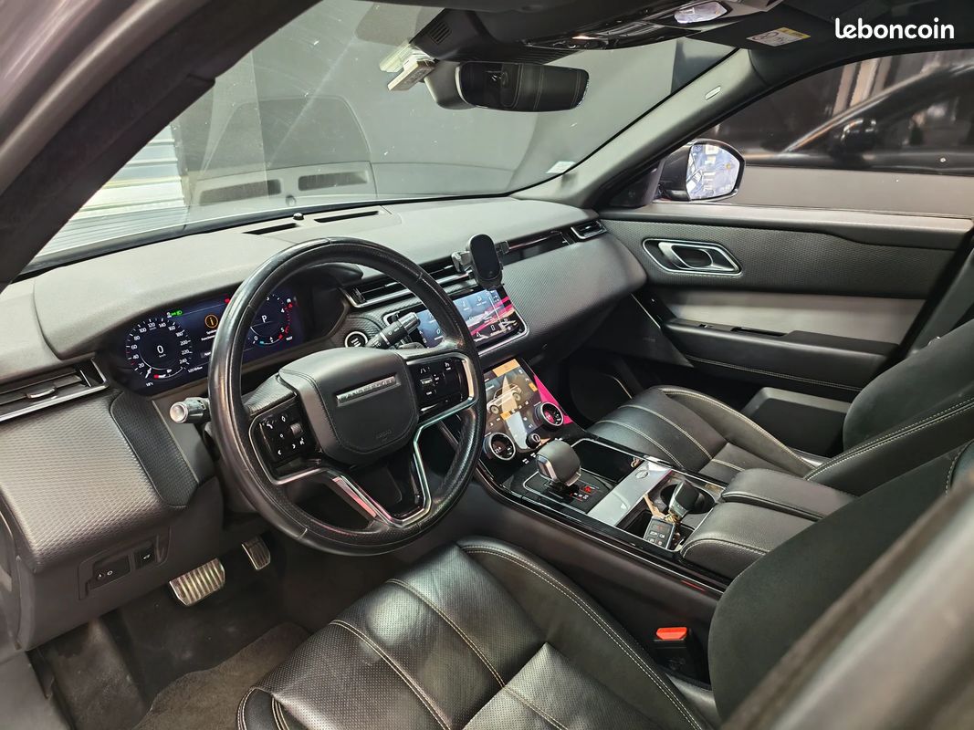 Land Rover RANGE ROVER VELAR R-Dynamic SE R DYNAMIC - REVISION A JOUR - SON MERIDIAN - COFFRE ELECTRIQUE - TOIT OUVRANT (image 16)