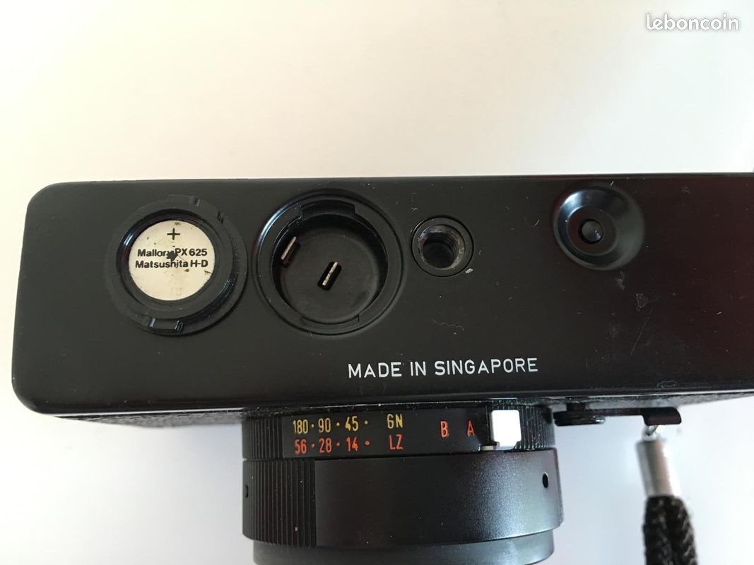 Rollei XF 35 Noir Singapour – Objectif Sonnar 2,3/40 – Pour Pièces / Réparation