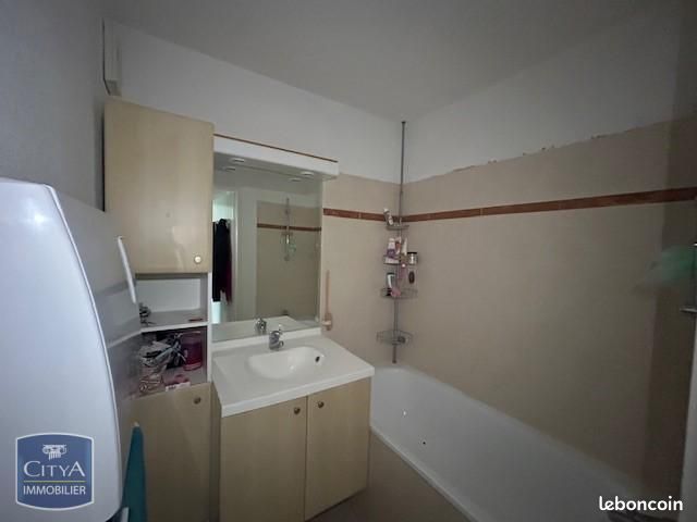 Appartement a louer poitiers - 2 pièce(s) - 42 m2 - Surfyn