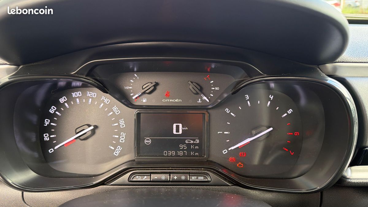 CITROEN C3 PureTech 83 S&S BVM5 YOU (image 18)