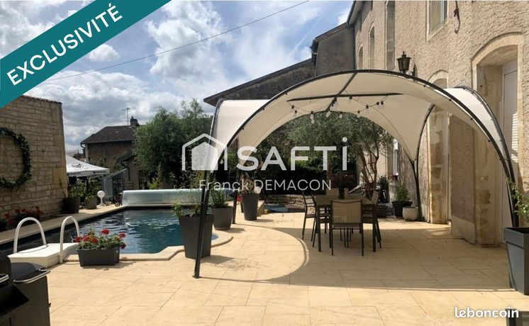 Propriété 6 pièces 461 m²