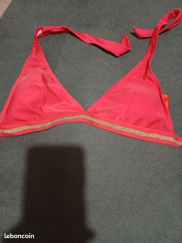 Maillot neuf jamais porté taille S (image 9)