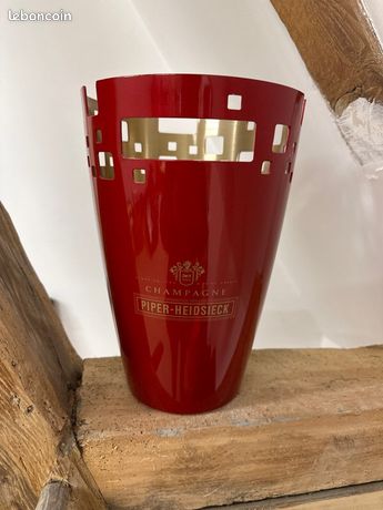 Seau à Champagne Piper Heidsieck Design Jaime Hayon - Plastique Rouge - Années 2000