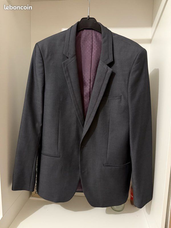 Haut de costume (image 1)