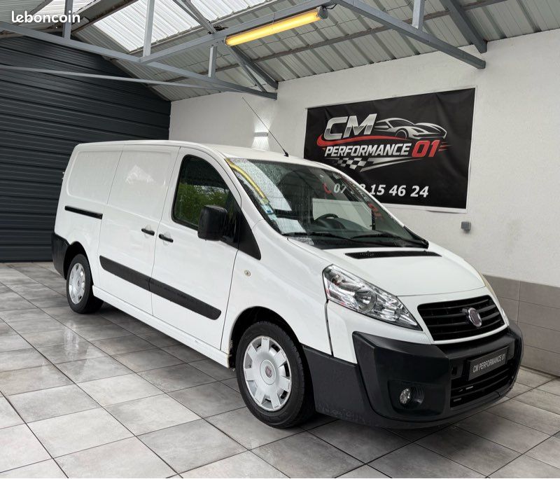 Fiat Scudo II 2.0 MJTD 130 ch • FOURGON LONG • 2012 3 places CLIM/REGULATEUR/ATTELAGE (image 1)