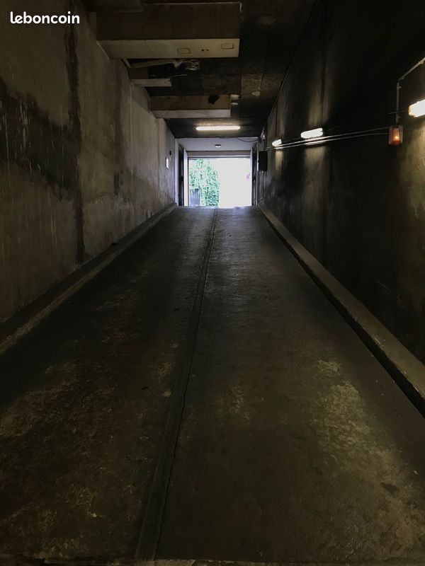 VENTE parking Bastille-Place des Vosges (image 3)