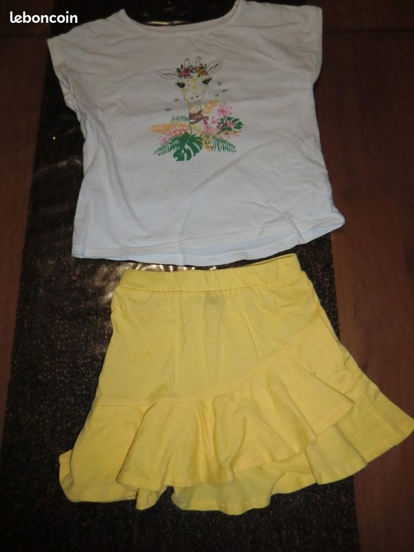 Lot de vêtements fille 4 ans (image 6)