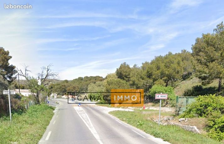 Terrain 1 020 m² Le Rove