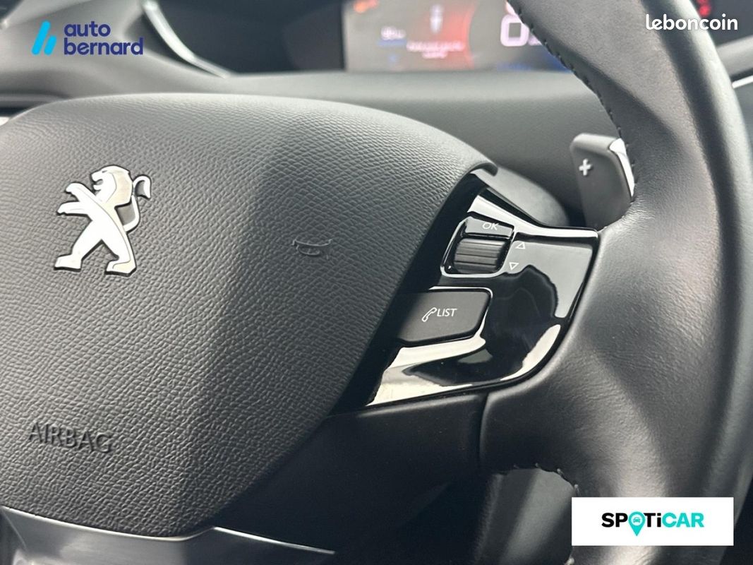 Peugeot 308 1.5 BlueHDi 130ch S&S Allure Pack EAT8 (image 18)