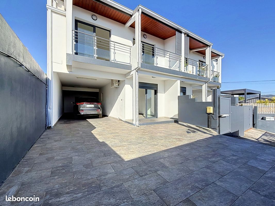 Maison 4 pièces 87 m² · à Saint-Denis · 87 m² · 1 400 €
