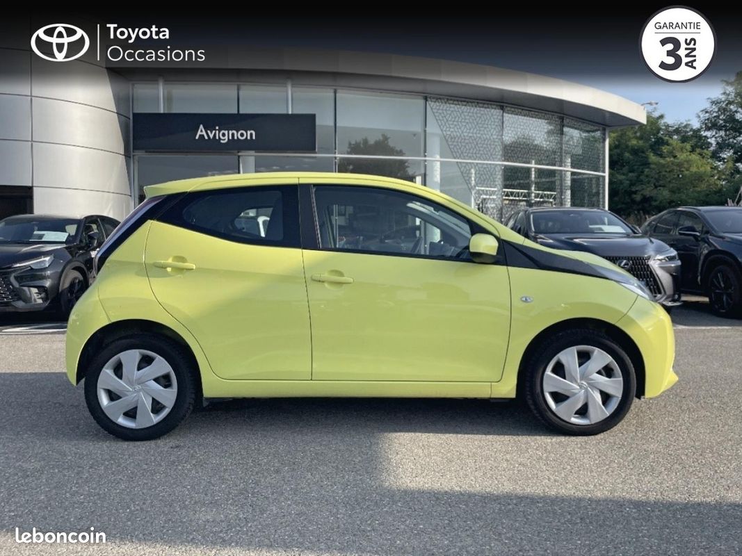 Toyota Aygo 1.0 VVT-i 72ch x-play 5p (image 17)