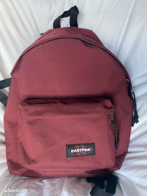 eastpak sales cartable eastpak bordeaux Sac à dos rouge bordeaux Eastpak Padded Pak'r Accessoires